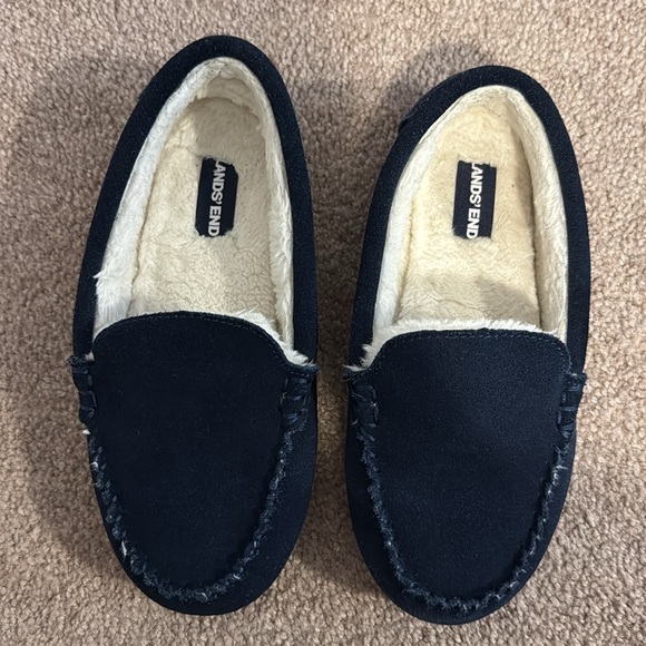 Kids Suede Leather Moccasin Slippers size 2 radiant navy - Picture 3 of 5